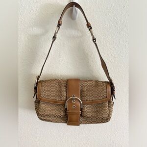 Coach hobo in signature khaki shoulder bag